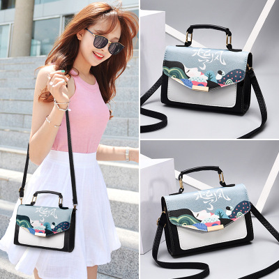 Same Type as TikTok Women's Bag 2019 Spring and Summer New Women's Shoulder Messenger Bag Portable Small Square Bag Printed Fashion Casual Bag
