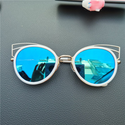 Clearance Specials Fashion Sunglasses All-match Men's Sunshade Glasses Stall Wholesale General Female Models