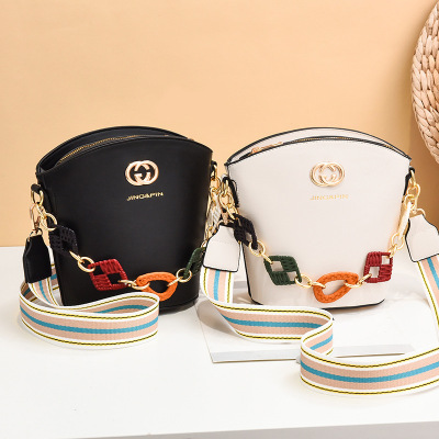 2020 New Trendy Women's Korean Simple Bucket Bag Small CK Western Style Fashion Chain Shoulder Messenger Bag Factory Direct Sales