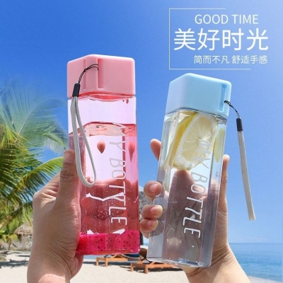 INS Style Simple Square Plastic Water Cup Female Student Drop-Proof and Portable Flat Trending on TikTok Sports Handy Cup