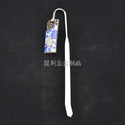 Iron Alloy Blue and White Porcelain Bookmark