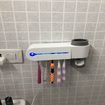 Toothbrush Sterilizer Creative Automatic Toothpaste Dispenser Sterilization Toothbrush Holder UV Sterilization Disinfection Toothbrush