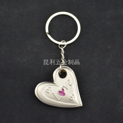 Ive Heart-Shaped Key Chain Alloy Key Ring Metal Advertising Gifts Promotional Gifts Fashion Boutique Hanging Buckle