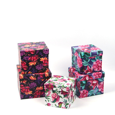 Printed Square Gift Box Lid Gift Box Flower Packaging Box Wedding Souvenir Box Large Wedding Candies Box Customized