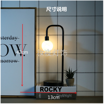 Nordic Ins Copper Wire Mesh Red Girl Heart LED Lantern Room Layout Iron Night Light Decorative Battery Desk Lamp