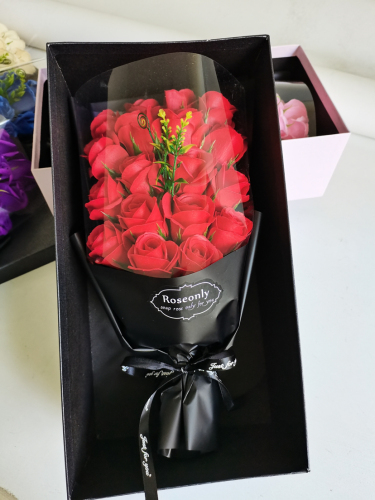 Christmas Valentine‘s Day Gift Rose Soap Bouquet Gift Box for Girlfriend Foreign Trade Hot Selling Black Box 18 Bouquet
