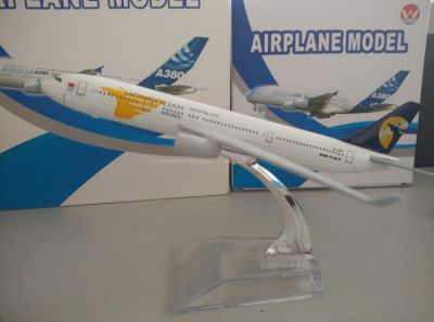 Aircraft Model (16cm Mongolian Airlines A330) Alloy Aircraft Model Metal Aircraft Model