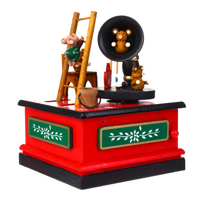 Christmas Valentine's Day Solid Wood Retro Music Box High-End Mouse Climbing Stairs Horn Music Box Gift Decoration