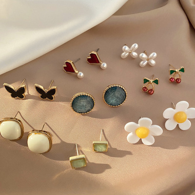 Korean 2020 New Flower Stud Earrings Silver Needle Daisy Earrings Women's Summer All-Match Earrings Earrings