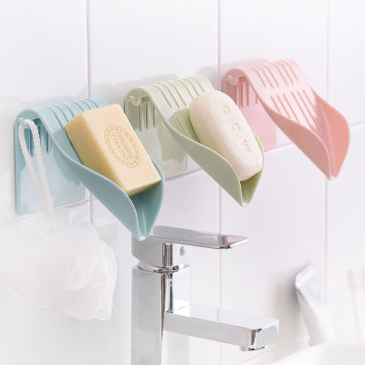 Explosion Free Punch Draining Wall-Mounted Soap Dish Plastic Soap Holder Toilet Soap Box Soap Holder Shelf