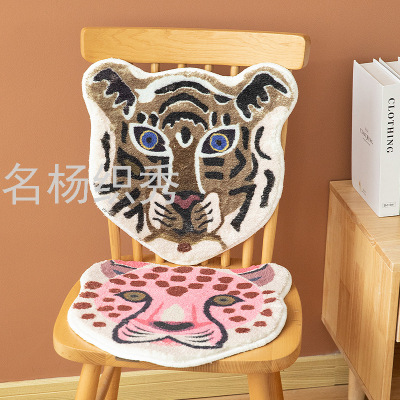 Lambswool Cartoon Pattern Dot Plastic Felt Bottom Non-Slip round Cushion Soft and Comfortable Shaped Seat Cushion