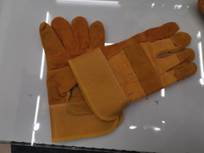 Yellow Cloth Yellow Leather Palm Gloves
