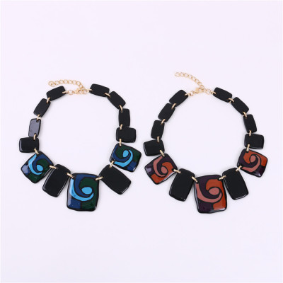 European and American Fashion Resin Necklace Geometric Alloy String Clavicle Chain Female Exaggerated Jewelry