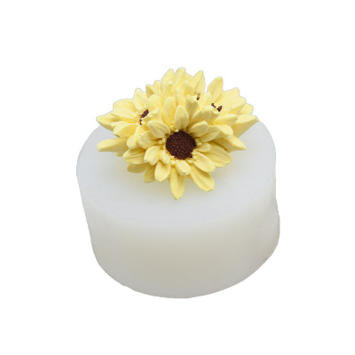 DIY Baking 3 Chrysanthemum Cake Chocolate Fondant Mold Aromatherapy Handmade Soap Silicone Mold