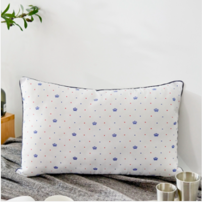 Small Crown Pillow Feather Cotton Pillow for Hotel