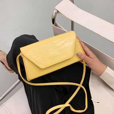 Crocodile Pattern Versatile High Quality Shoulder Messenger Bag Small Bag Shoulder Bag Women's Bag New Fashion Retro Pi Leather Small Square Bag Fashion