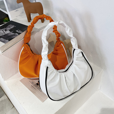 New Large Capacity Pleated Shoulder Bag Lightweight Women's Bag Pack Nylon Canvas Bag Ins Underarm Bag Baguette Bag