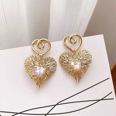 Sterling Silver Needle Exquisite Irregular Woven Heart Earrings Retro Hong Kong Style Earrings Female Personality Simple Gold Stud Earrings