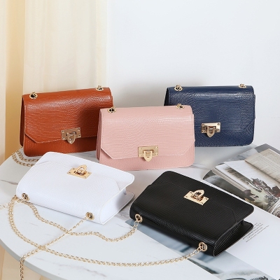 Women's Bag 2021 New Leaf Chain Crossbody Small Square Bag Retro Phone Bag Foreign Trade Small Bag One Piece Dropshipping