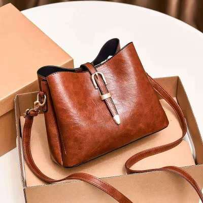 Factory Wholesale Bright Leather Internet Celebrity Small Bag Female 2021 Textured Small Square Bag Crossbody Letter Pack Trendy Fashion