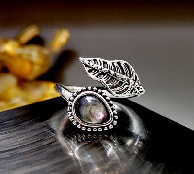 Rongyu Wish New Bohemian Shell Moonstone Ring Europe and America Creative Leaves Vintage Thai Silver Ring
