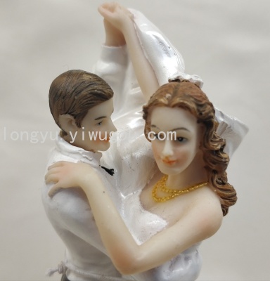 Cake Accessories Groom Bride Couple Dancing Valentine's Day Gift Home Decoration Student Doll Resin Toy