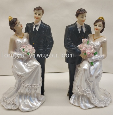 Cake Decoration Groom Bride Wedding Couple Valentine's Day Gift Home Decoration Student Doll Resin Toy