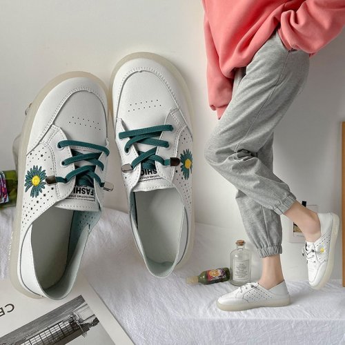 white shoes for women 2021 spring new korean style leisure sports campus fashion all-match flat leather surface women‘s breathable shoes