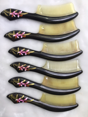 Factory Direct Sales High-End Natural Log Blackwood Horn Comb Handmade Paint Comb Anti-Static Bar Handle Comb
