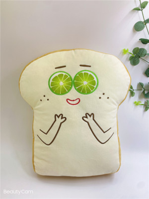 Factory Direct Sales Internet Celebrity Emoji Toast Bread Cushion Cushion Plush Toy Wedding Pictures and Samples Customized
