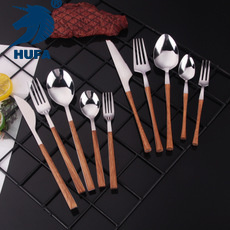 New Creative Stainless Steel Imitation Wooden Handle Tableware Western Food/Steak Knife and Fork Coffee Spoon Dessert Spoon Set Customization