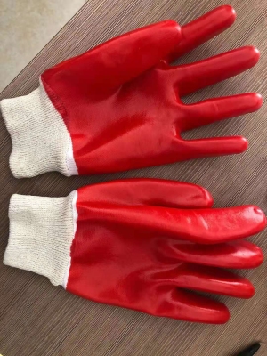 Red PVC Oil-Resistant Gloves