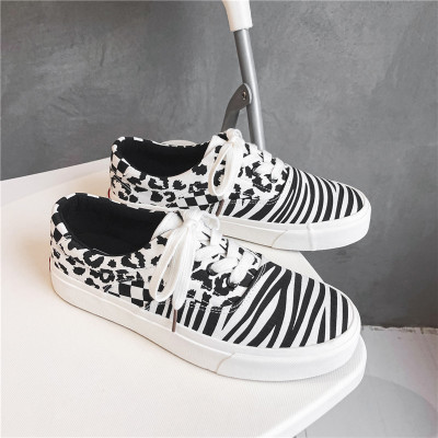 Men's Canvas Shoes 2021 Spring New Leopard Print Board Shoes Personality Student Cloth Shoes Leisure Sports Trendy Men's Shoes