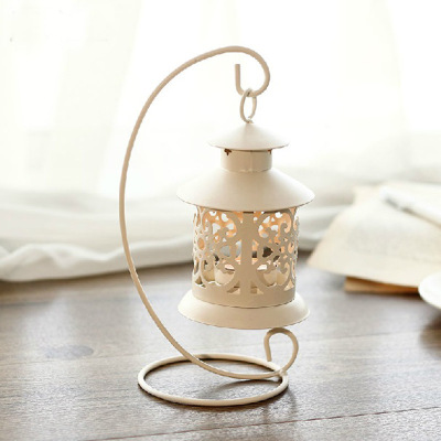 European Style Hanging Lamp Wrought Iron Candlestick Ornaments Wedding Creative Candlelight Romantic Storm Lantern Soft Decoration Home Decorations