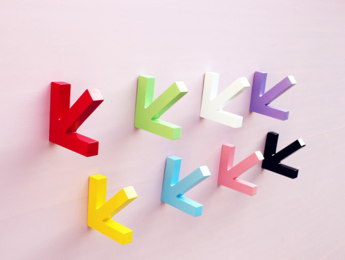 Self-Adhesive Hook Strong Wall Coat Hook Wall Mounted Hoy Living Room Wardrobe Creative Arrow Hook