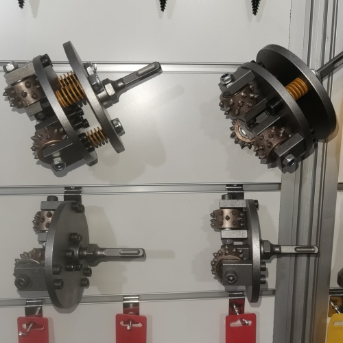 Factory Direct Sales Grinding Plate， Flower Hammer， Excellent Quality 