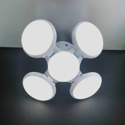 New Solar LED Folding Football Light UFO Bulb 5-Leaf 60W Highlight Telescopic Bulb