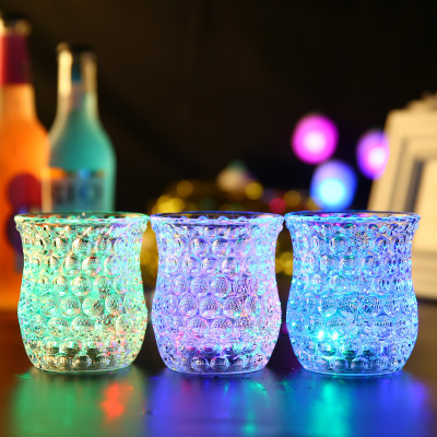 Induction Pineapple Cup into the Water Is Bright Luminous Cup LED Flash Cup Luminous Cup Bar Party Supplies Stall Wholesale