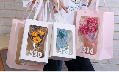INS Style Gift Bag 520 Holiday Gift Bouquet Window Portable Paper Bag Valentine's Day Gift Transparent Packaging Bag