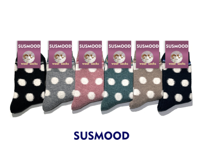 2021 New Fashion Angora Wool Women's Socks Warm Socks Women's Electronic Polka Dot Factory Direct Sales Wool Socks Wholesale