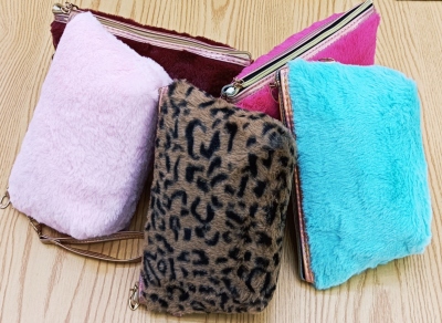 Cosmetic Bag Foreign Trade Export Southeast Asia, Europe and America Fashion Clutch Buggy Bag Online Direct Supply Yiwu Manufacturer