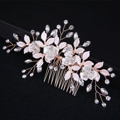 Korean Style Exquisite Flower Leaf Bridal Headdress Hair Accessories Rose Element Hair Comb Pin Matching Design