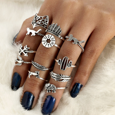 Amazon AliExpress European and American Retro Hollow Leaves Fox Feather Ring 12-Piece Ring Set