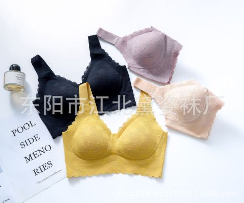 Women‘s Lace Bra Breast Holding Gathered without Trace Not Tight in Stock