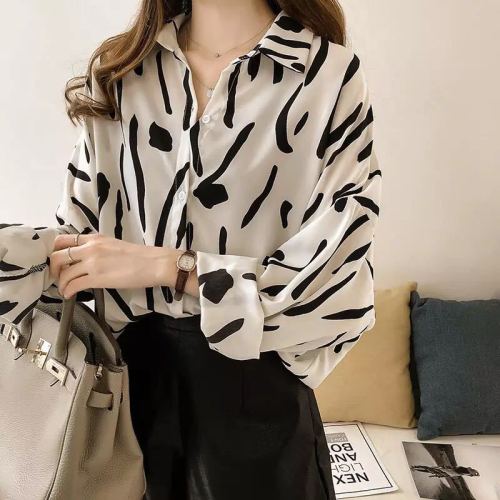 graffiti printing shirt women‘s long sleeve top loose plus size korean style shirt bottoms