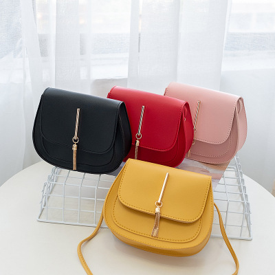 Cross-Border Women's Bag New Flow Small round Bag Foreign Trade Women's Crossbody Bags Women's Saddle Bag Small Bag One Piece Dropshipping