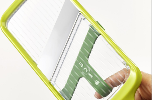 the new kitchen has multiple adjustment functions slicer.