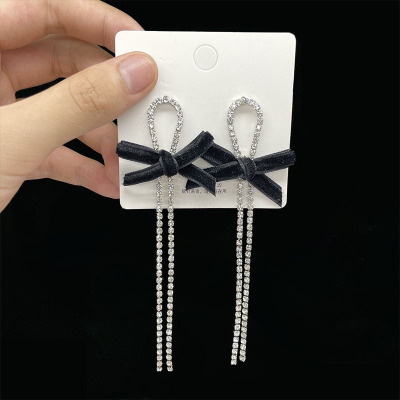 Earrings Women's Velvet Bow 2021 New Trendy Face-Looking Small Long European and American Internet Hot Exaggerated Earrings