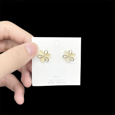 Opal Flower Stud Earrings Mori Style Simple Small Ear Studs Cold Style Diamond Ear Clip New Earrings for Women