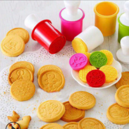 suit cartoon christmas cookies mold；